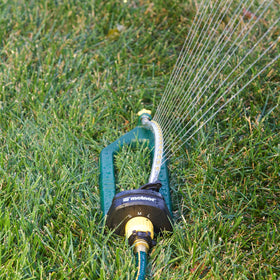 Melnor 65151AMZ quiet operation supports relaxed watering sessions.