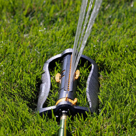 Melnor XT Turbo Sprinkler broad lawn coverage from a single unit
