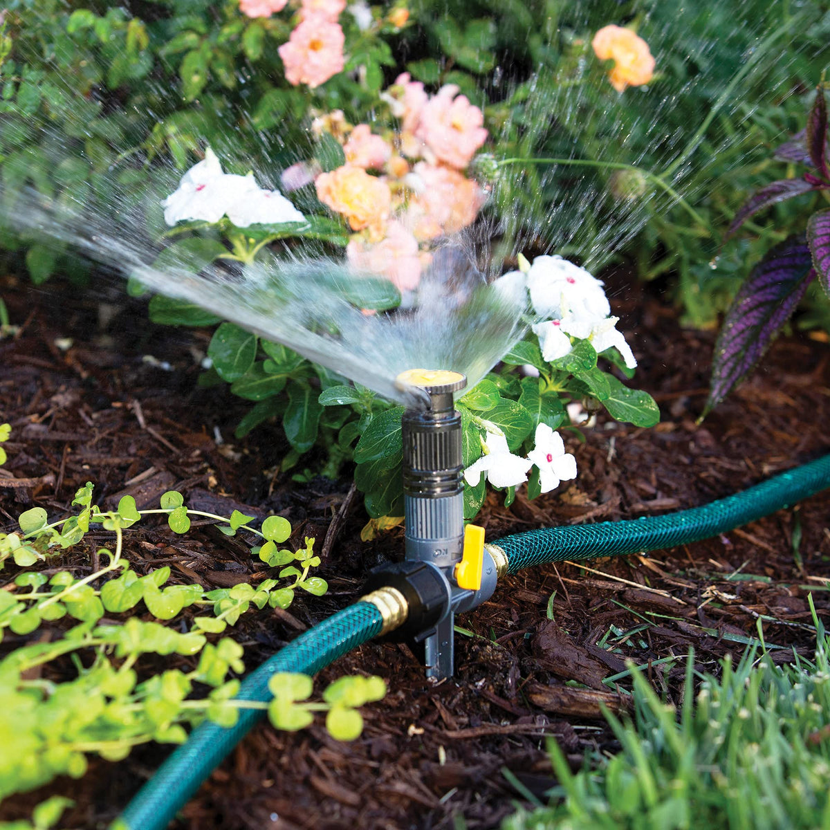 Melnor 65185AMZ adjustable direction feature helps even irrigation.