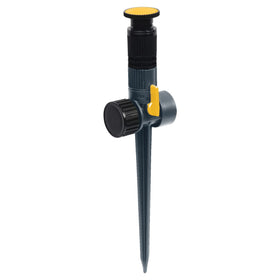 Melnor 65185AMZ three-piece set supports versatile sprinkler layouts.