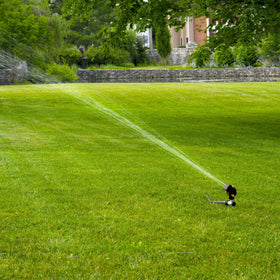 Melnor MiniMax with dirt-resistant drive keeps watering smooth despite grit.