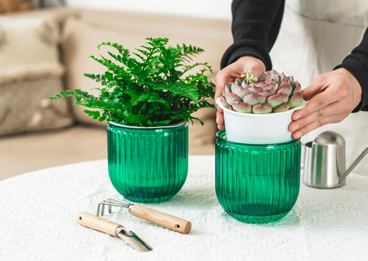 Melphoe emerald hanging planter highlights drainage holes and wick system for healthy watering