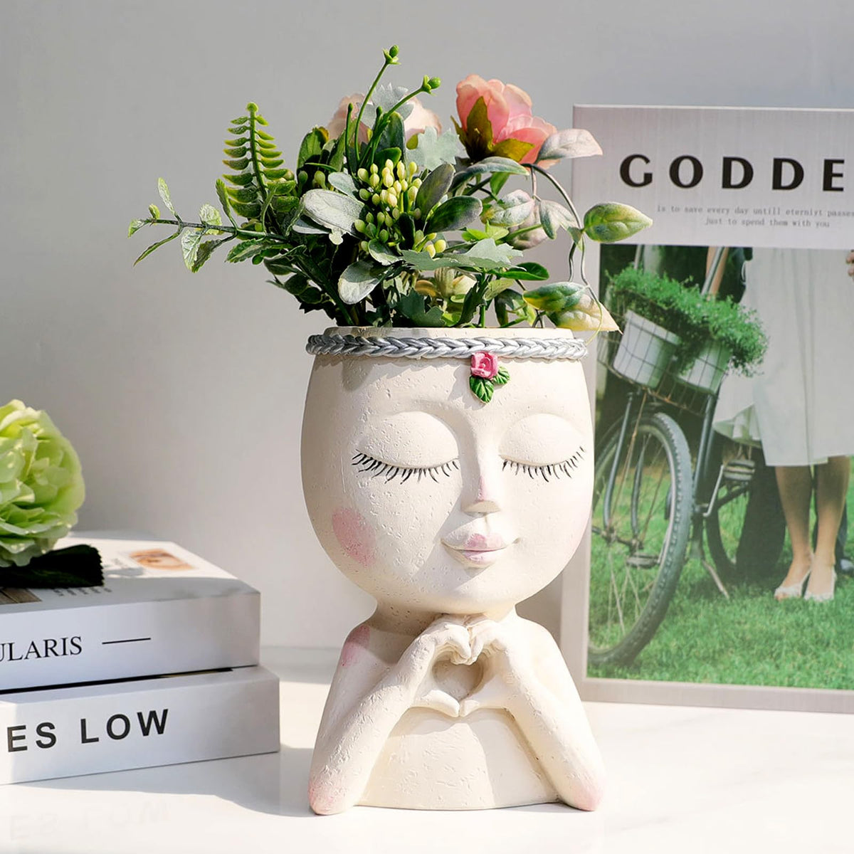 Meltset M Face Planter Resin Head detail highlights durable decor for shelves