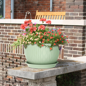 Meowell ripple pot texture green close-up highlights modern design