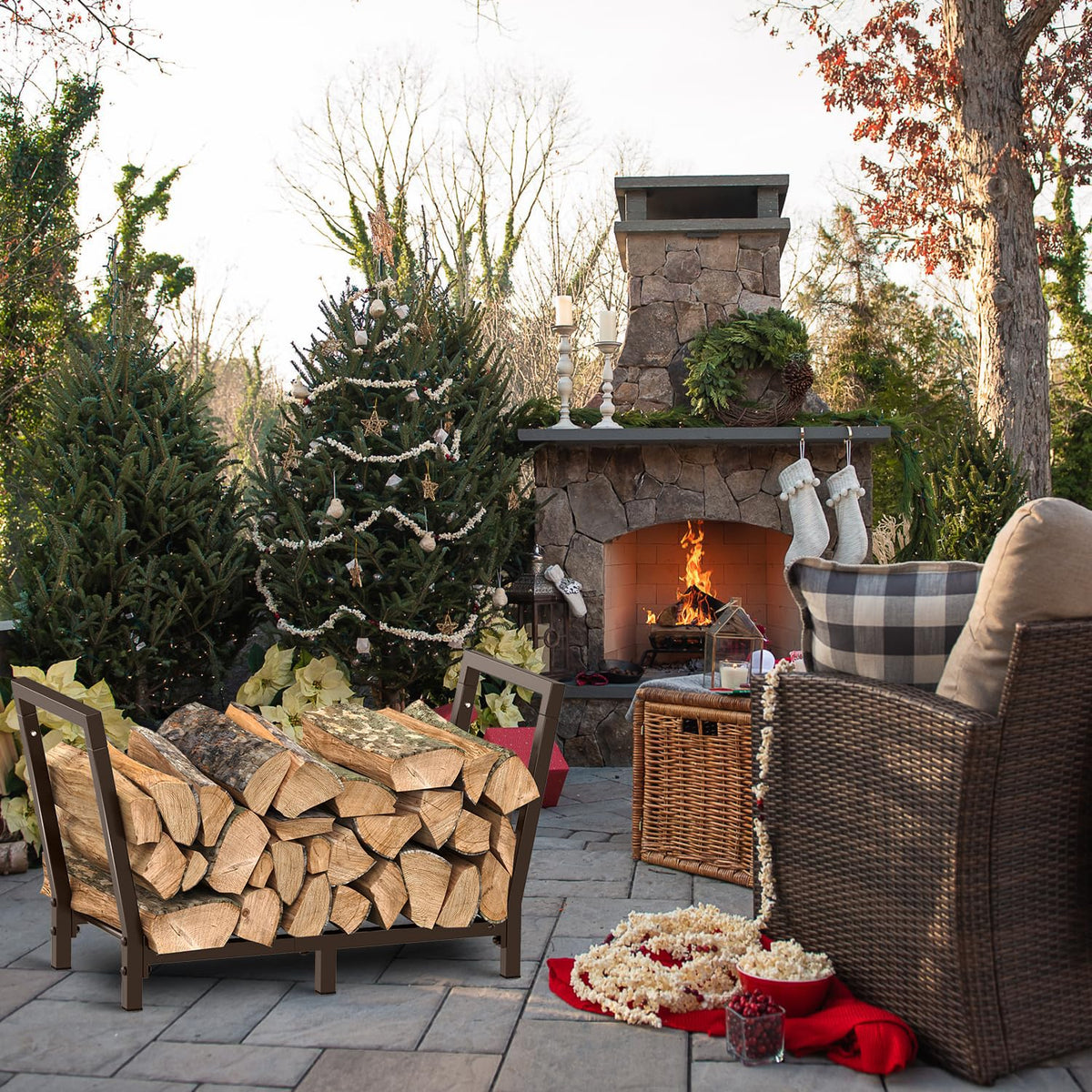 Minicloss bronze finish rack is weatherproof for indoor or outdoor use.