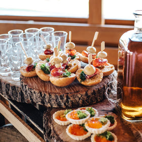Minisland eco-friendly food-safe skewers for disposable serving.