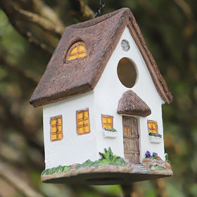 MINWOLF 8x5.7x4.7 inch bird house fits compact spaces.