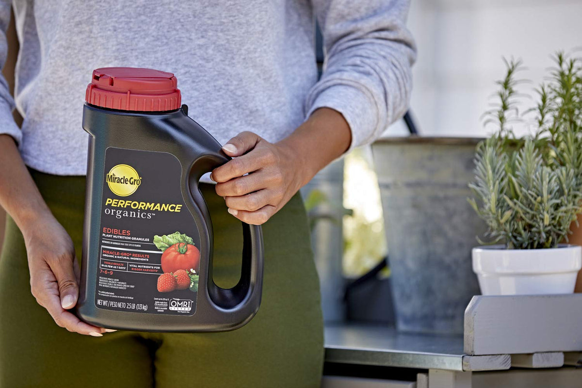 Miracle-Gro Performance Organics Edibles used on tomato plants for healthier growth.