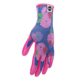 Miracle-Gro gloves ideal for planting, mulching, and mowing in varied conditions