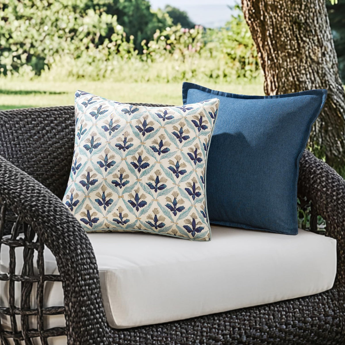 MIULEE outdoor pillow cover in floral pattern for Boho patio decor