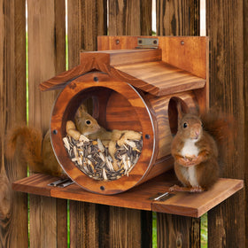MIXUMON Wood Squirrel Feeder flexible roof protects seeds from rain and sun.