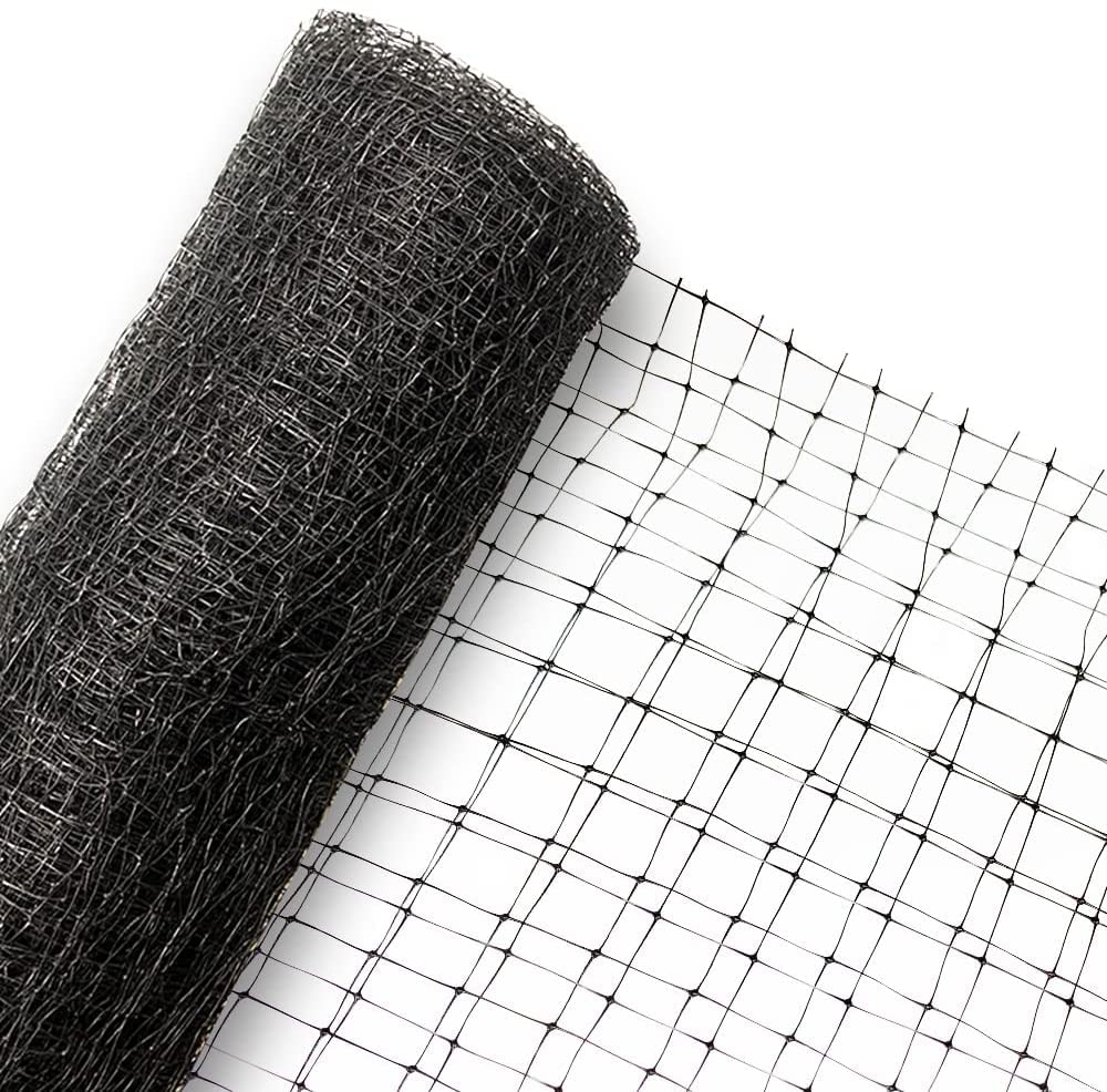 Mklsit UV-stabilised netting designed for long-lasting garden protection.