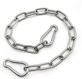 MIKMAYTOO heavy-duty chain close-up, highlighting rugged links for safe punching bag hangs