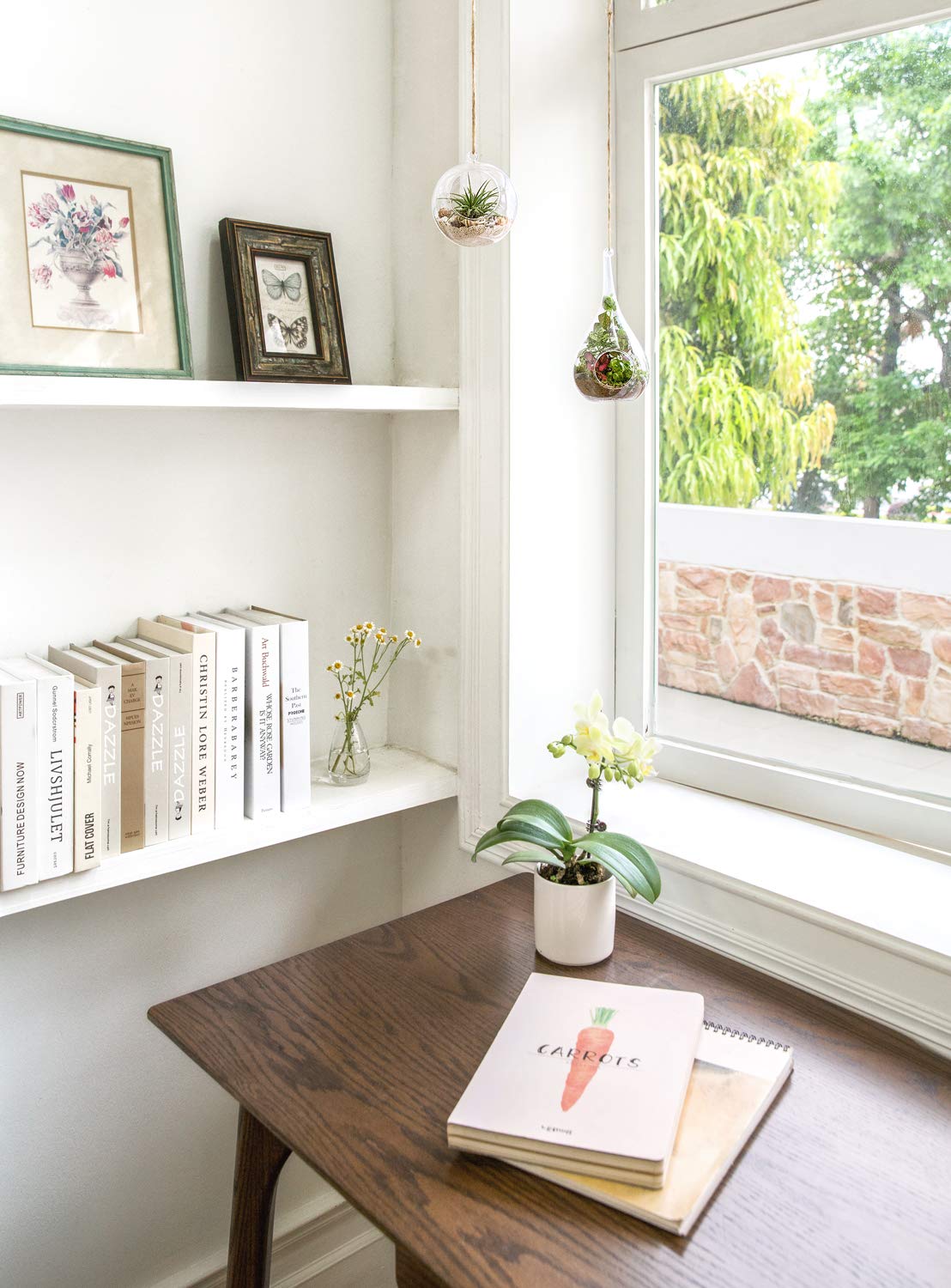 Mkono air fern holder hanging brightens indoor spaces.