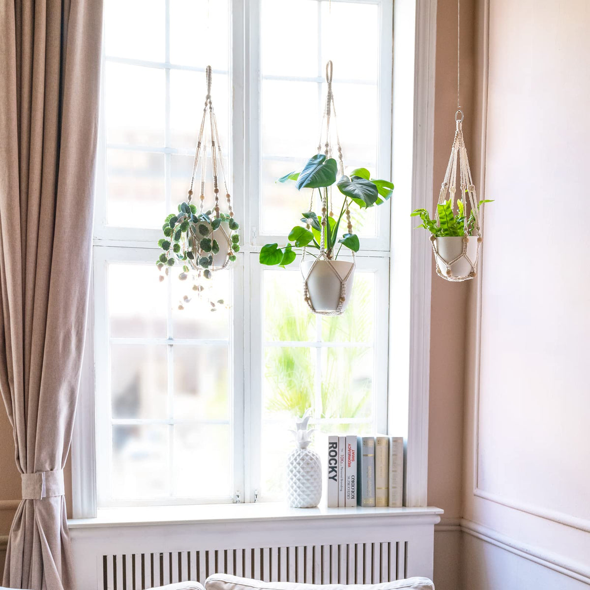 Boho decor idea using Mkono hanger in living room