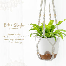 Mkono included hooks enable indoor hanging display