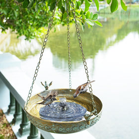 MNRYLKB 12-inch metal bowl provides ample space for bathing.
