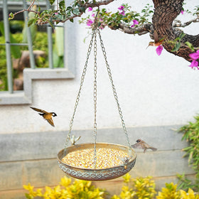 MNRYLKB bird bath shows two perched cast iron birds for charming detail.