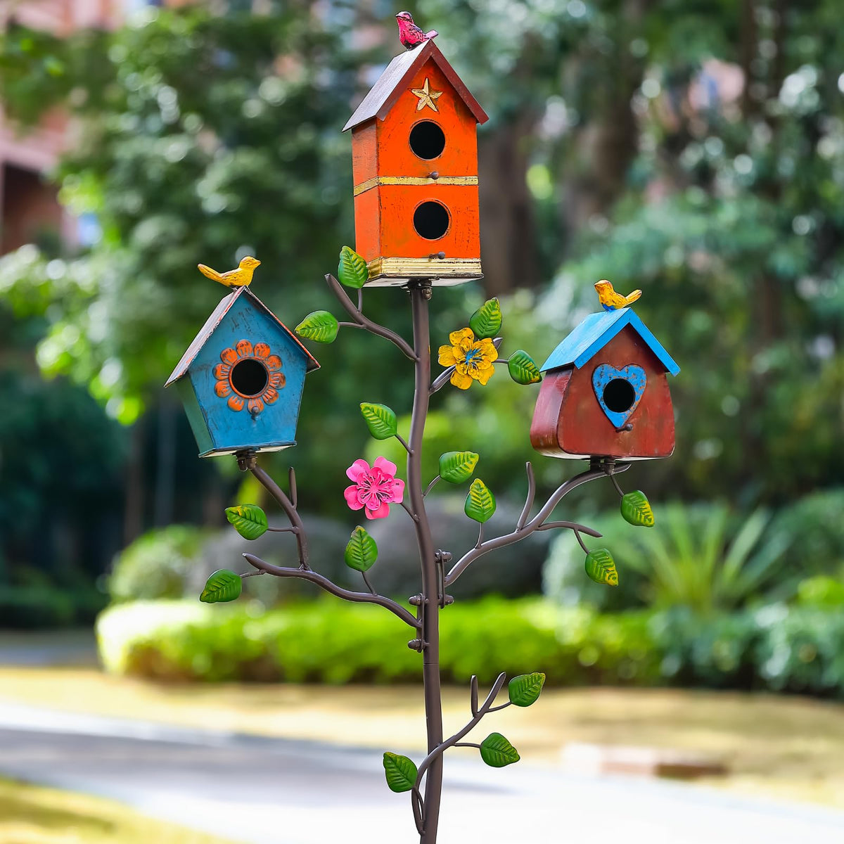 MOCOME vibrant garden ornament birdhouse on stake attracts a variety of birds.