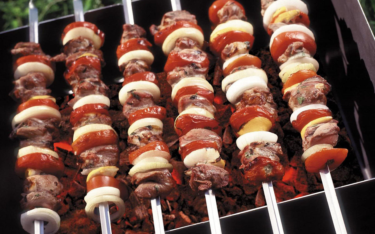 MOCUMEI reusable stainless steel skewers resist rust for durable outdoor grilling.