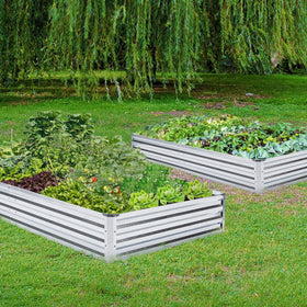 Open-bottom Mofesun bed design improving drainage and soil health