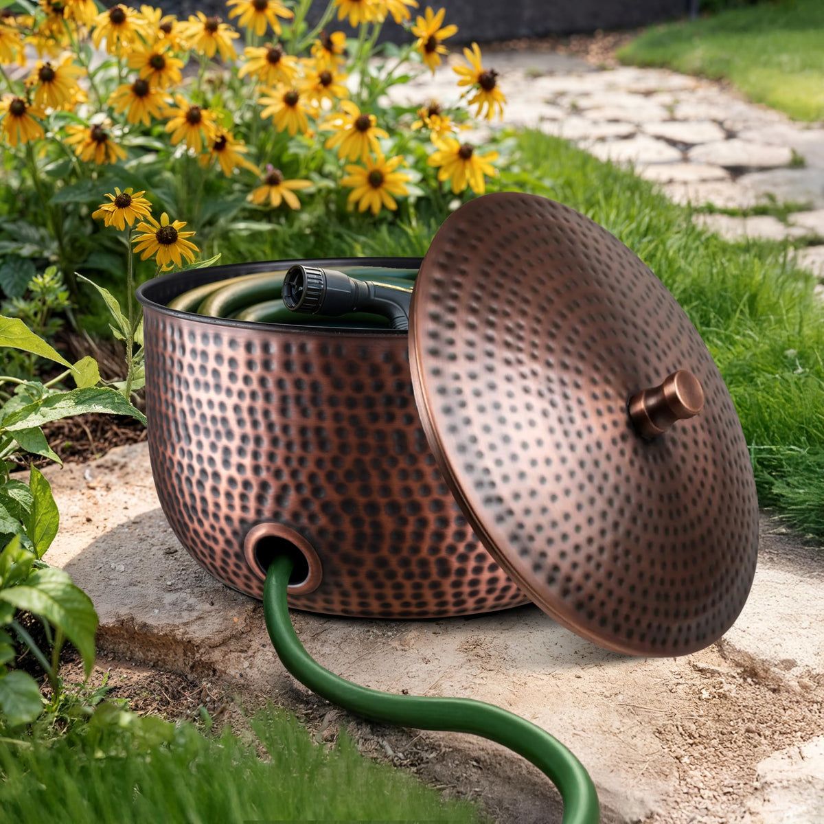 Monarch Abode 100 ft hose storage option reduces tangling and clutter.
