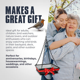 Monarch Abode easy-hang design lets you place the feeder quickly on hooks or branches.