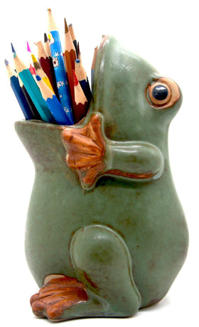 MONMOB 7-inch ceramic frog pot close-up with drainage hole, ideal for small plants.