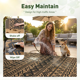 MontVoo deck and balcony rug offers quick-dry performance for outdoor living.