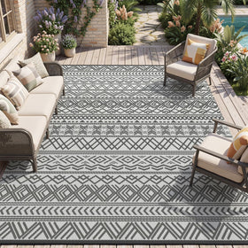 MontVoo easy-clean dirt-resistant rug ideal for quick outdoor maintenance