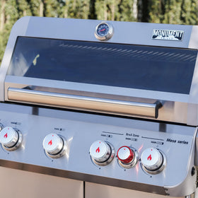 Mesa415BZ side burner expands sauce and side-dish options outdoors.