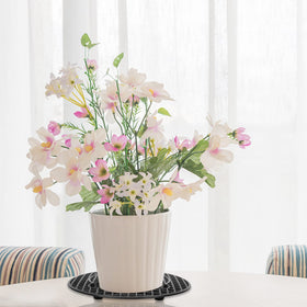 Moonoom compatible pot shapes allow easy sun exposure and repositioning