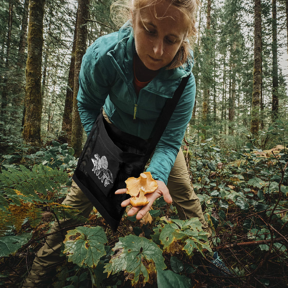 Moonoom harvest bag in use with mushrooms showing roomy breathable interior.