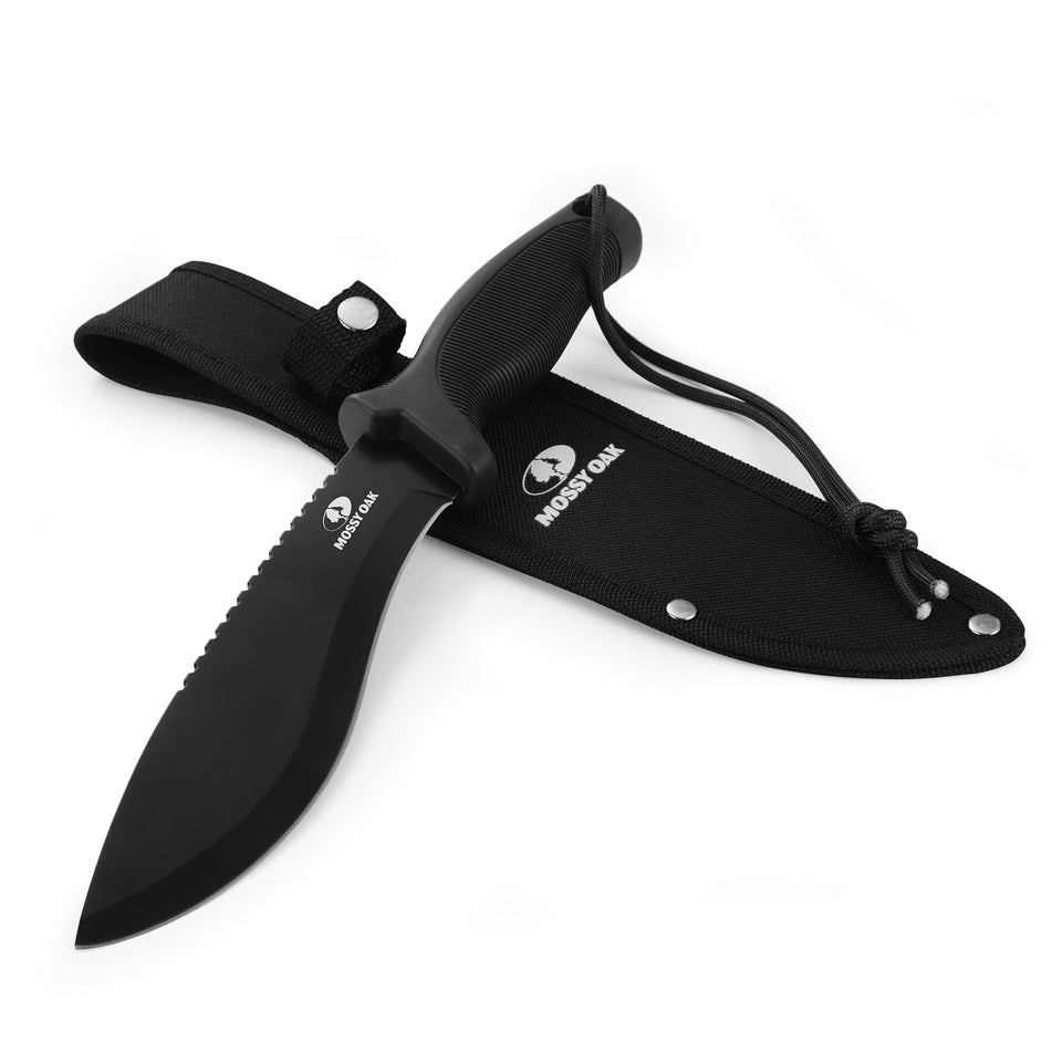 Mossy Oak machete blade close-up for rugged cutting performance.