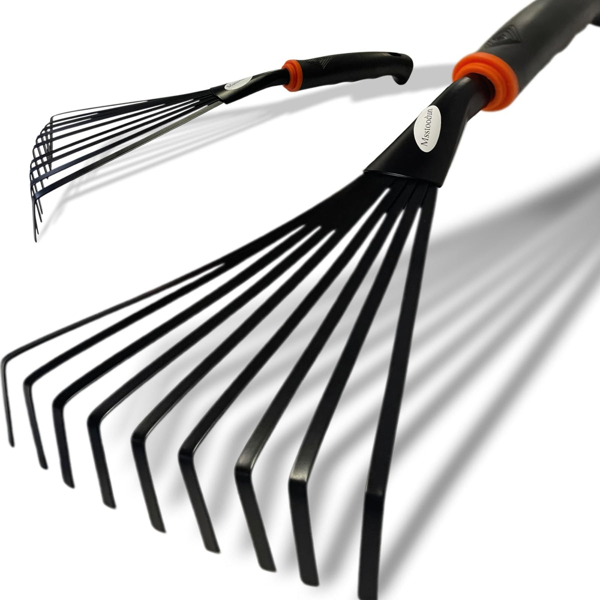 Msstoodun garden hand rake with steel tines for efficient leaf collection.