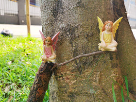 MUAMAX miniature fairy lands figure for planters and terrarium accents.