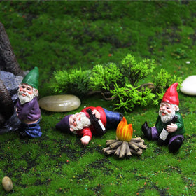 MUAMAX outdoor resin gnomes shown in a compact scale for small planters.