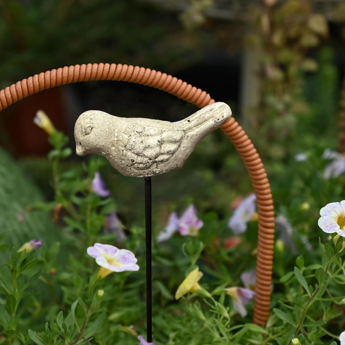 MUAMAX resin bird stake for garden decor and plant displays