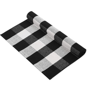 MUBIN rug makes a thoughtful housewarming gift with practical style.