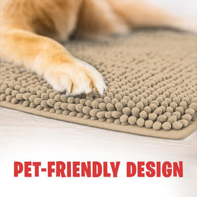 MudGuard Mat features absorbent microfiber to dry wet paws quickly.