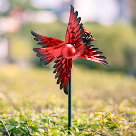 MUMTOP Cardinal Wind Spinner close-up shows durable metal construction for outdoor use.