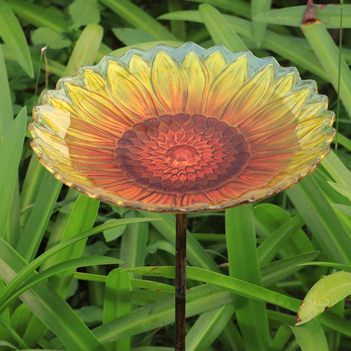 MUMTOP Glass Bird Bath stainless steel stake ensures durable outdoor use.