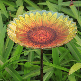 MUMTOP Glass Bird Bath stainless steel stake ensures durable outdoor use.