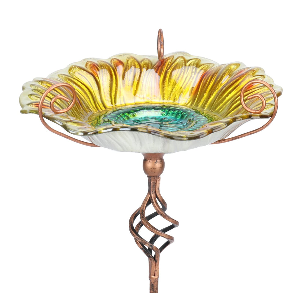 MUMTOP Sunflower Glass Bird Bath draws birds with a vibrant garden pattern