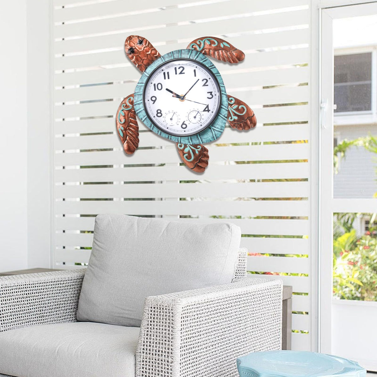 MUMTOP Turtle outdoor clock thermometer displays outdoor temperature for comfort