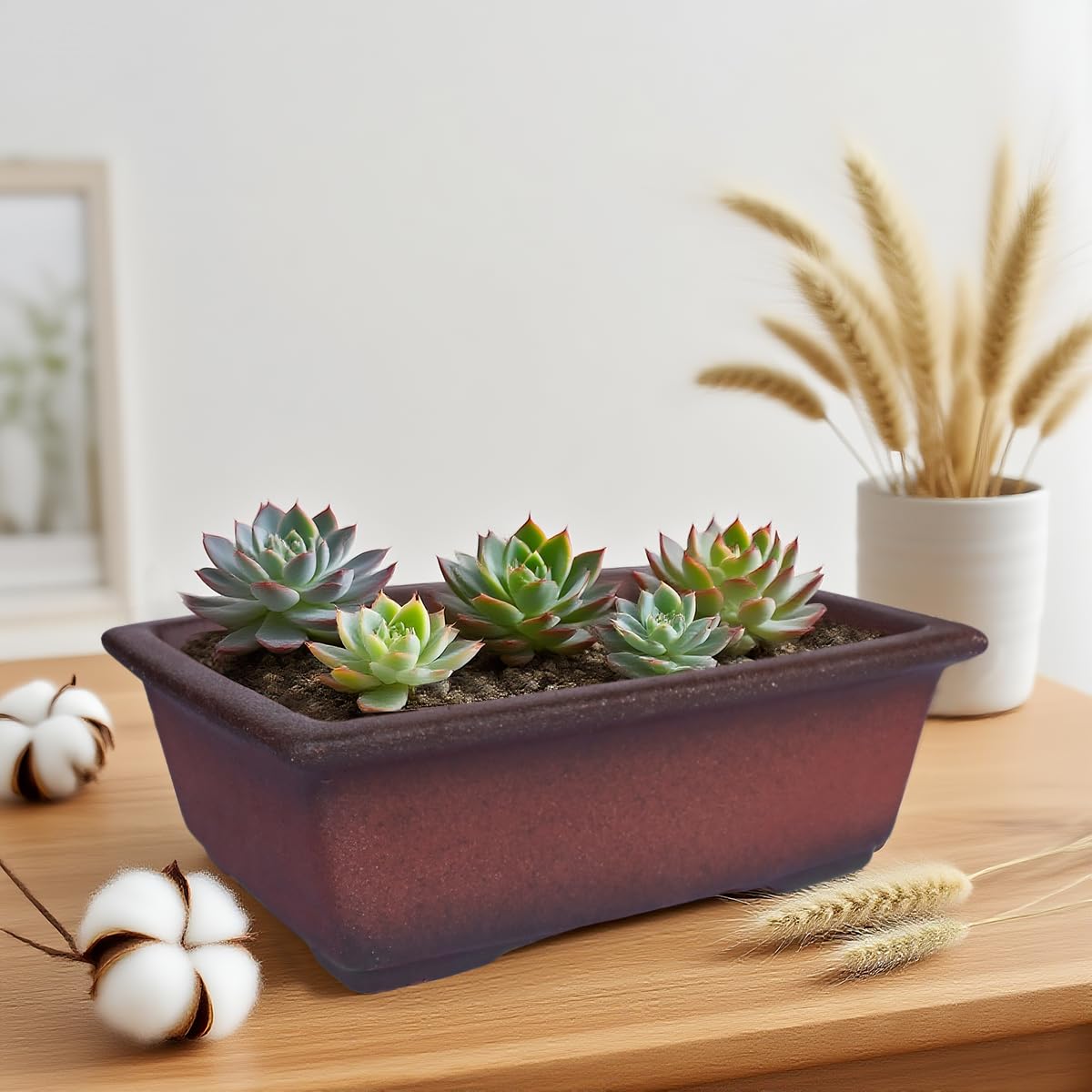 MUZHI planter air flow feet elevate the pot for improved air circulation.