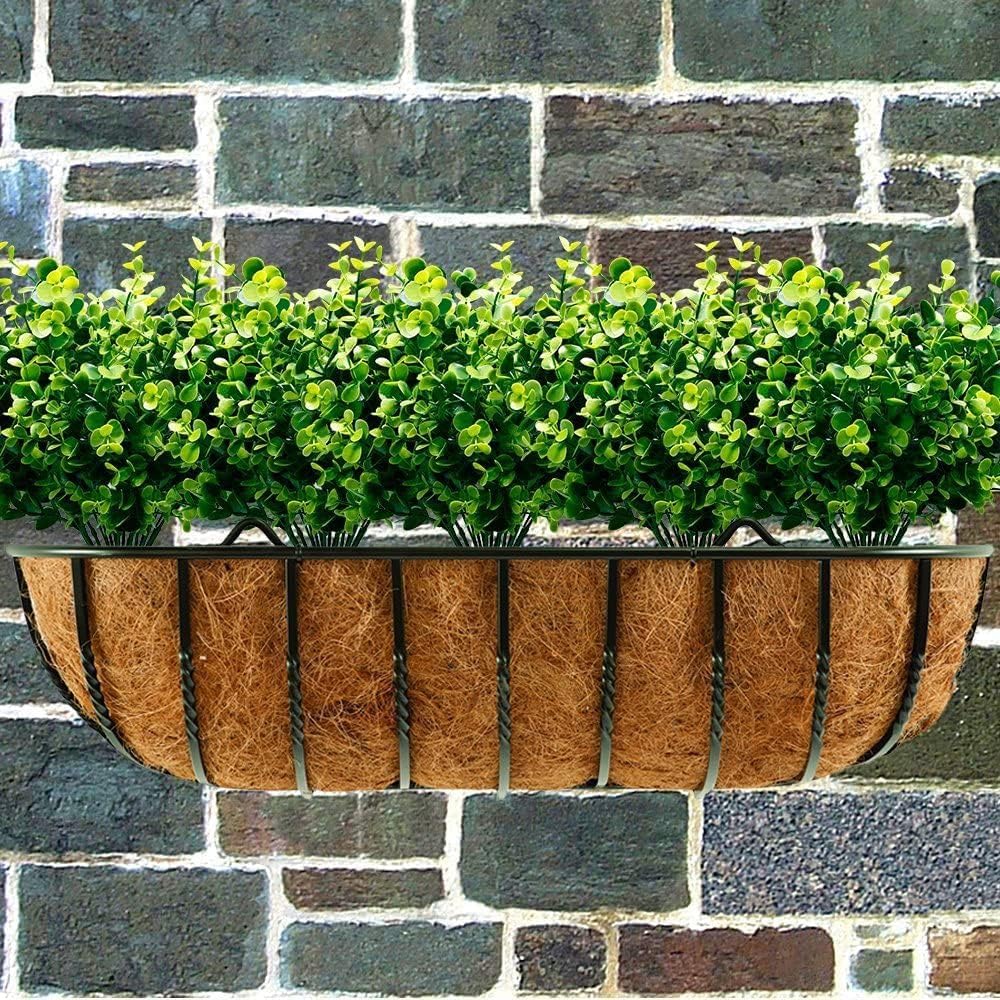 Mxespoir liner adds green charm to window boxes and baskets