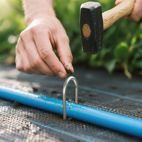 MySit sharp beveled tips ease soil penetration for quick, tool-free installation.