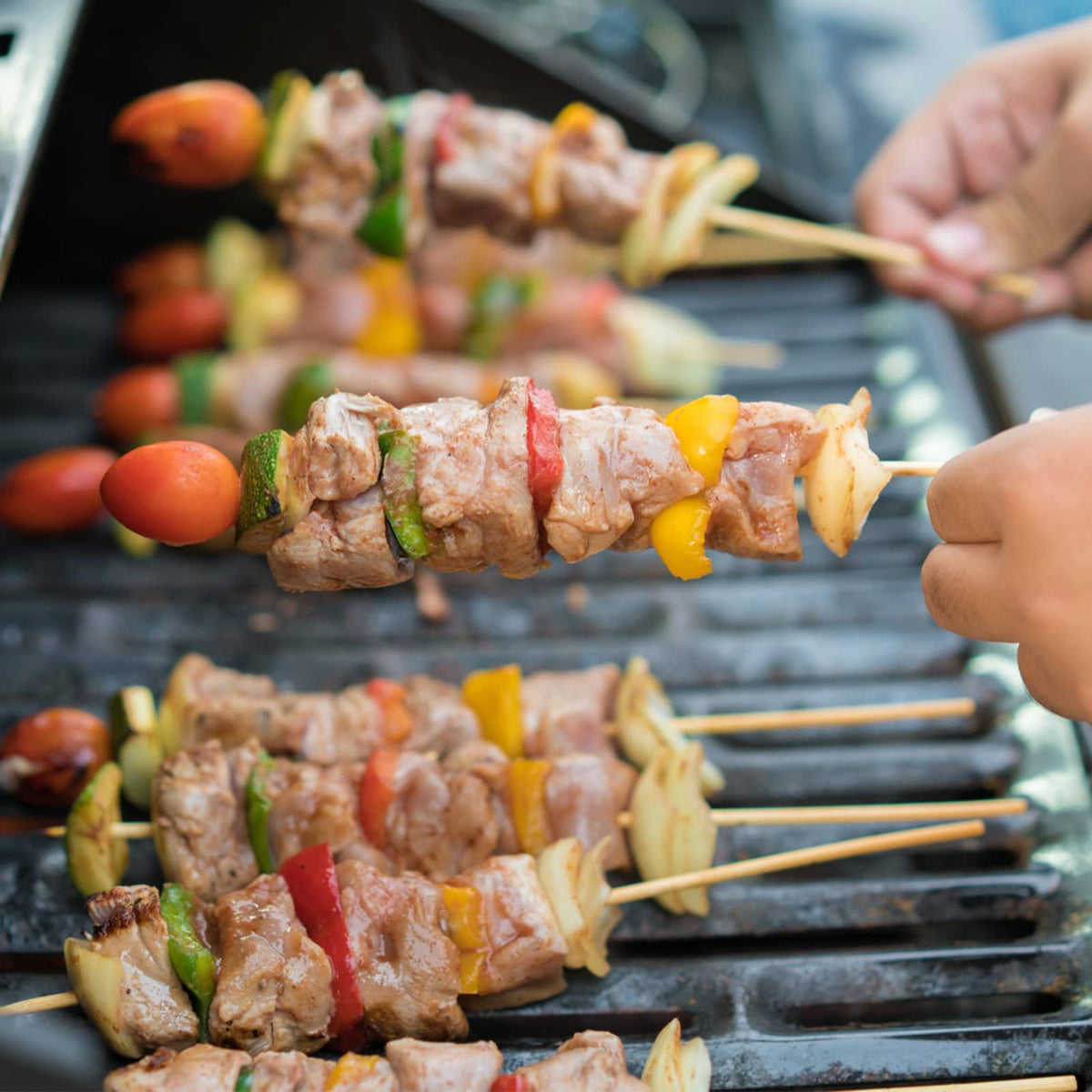 NadaKin 200-pack provides great value for gatherings, camping, and celebrations