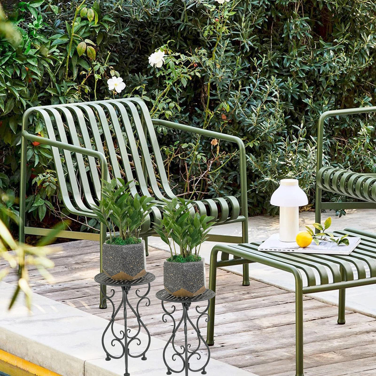 NAKUPE black finish adds modern style to any décor.